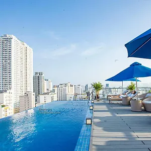 Hotel Grand Ocean Luxury Boutique - Infinity Rooftop Pool, Da Nang